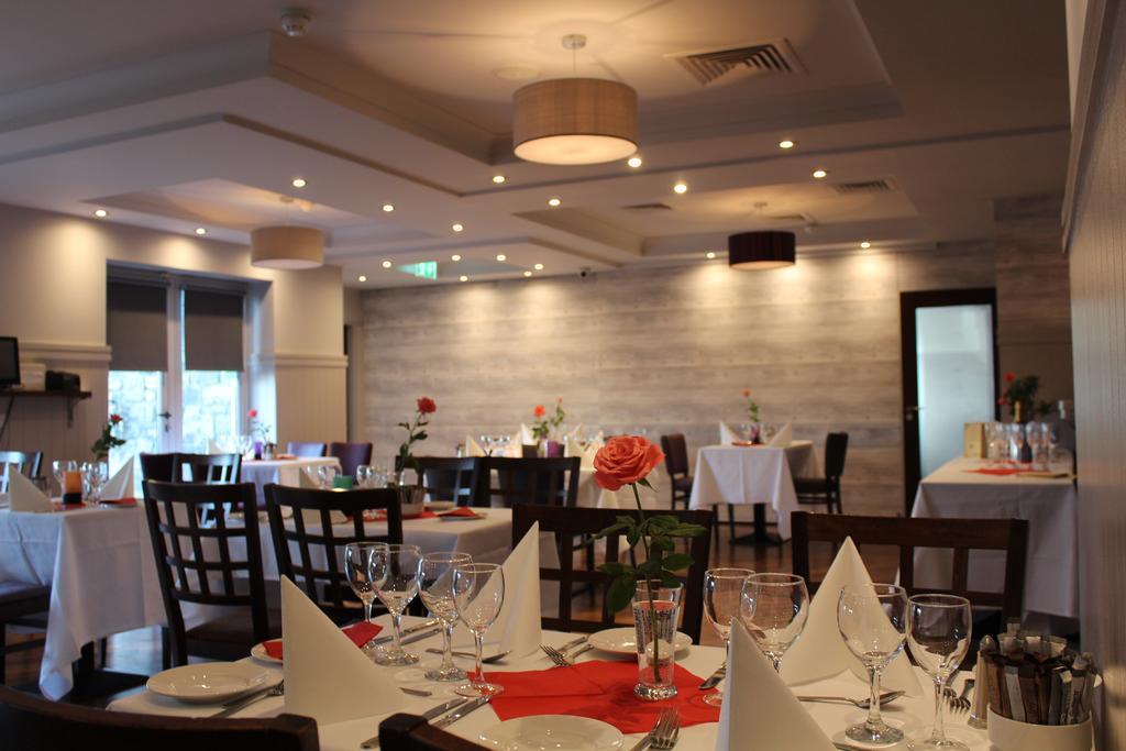 The Arches Hotel Claregalway Bagian luar foto