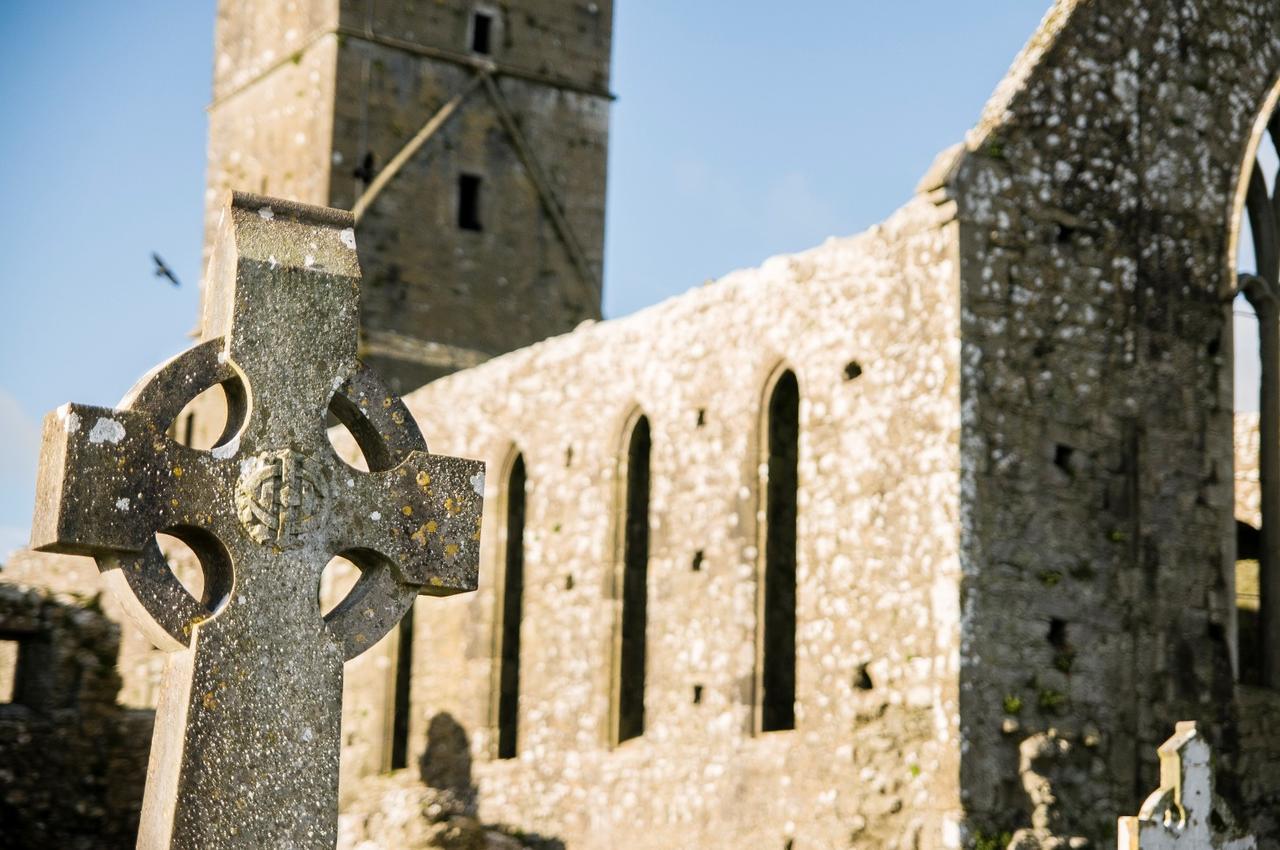 The Arches Hotel Claregalway Bagian luar foto